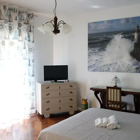 Apartment Rossini Fronte Mare *